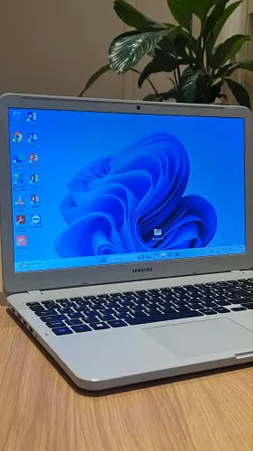 Notebook Samsung NP350XAA | Core i5 - 8250U | 8GB RAM | SSD 480GB