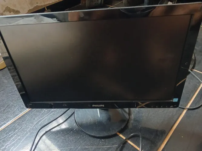 Monitor Philips 19' 200$