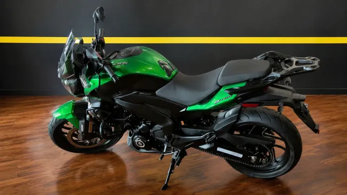 BAJAJ DOMINAR D400 2024