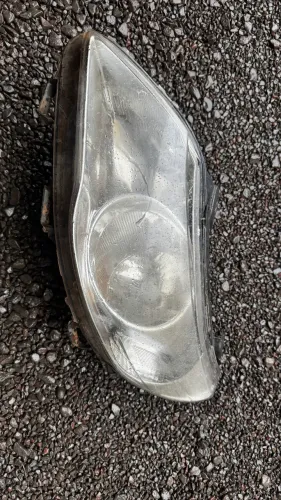 VENDO FAROL ESQUERDO SAVEIRO GOL VOYAGE 2009, 2010,2011,2012