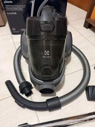 Aspirador de Pó sem Saco Electrolux 1600W 