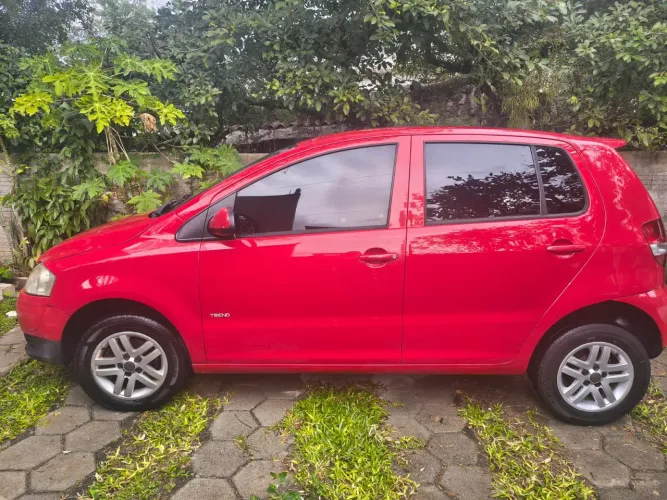 Volkswagen Fox Plus 1.0mi/ 1.0mi Total Flex 8V 4P 2010
