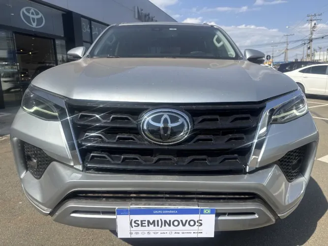Toyota Hilux SW4 4X4 2.8 Diesel 2021