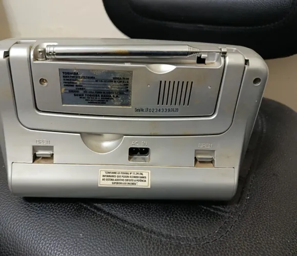 Rádio TOSHIBA Original Para Vender Hoje !!!