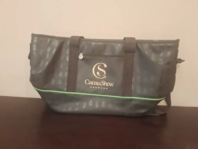 Bolsa Cacau Show zerada sem detalhes Leia descrição 