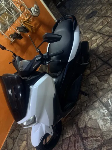 Vendo NMAX 2021
