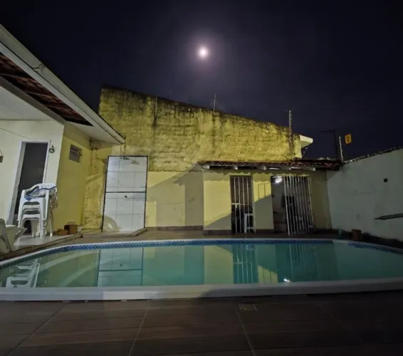 CASA C PISCINA no Conj Mendara I