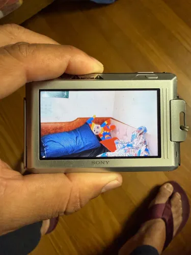 Câmera cybershot dsc-t90