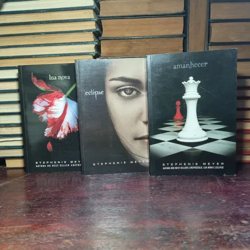 Crepúsculo 2, 3 4 Capa filme