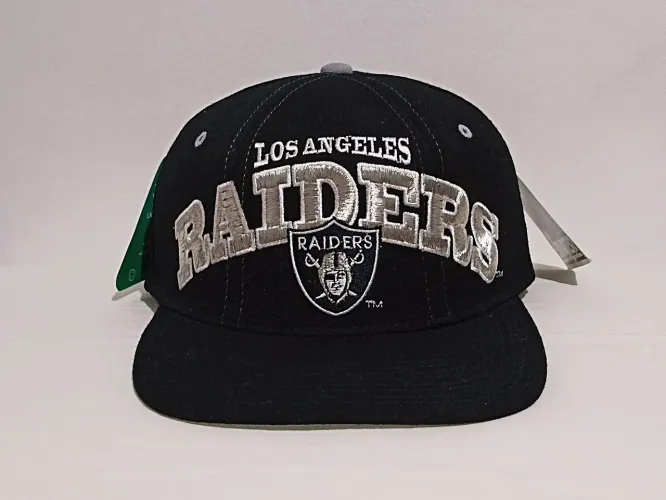 Boné Los Angeles Raiders Arch Starter anos 90