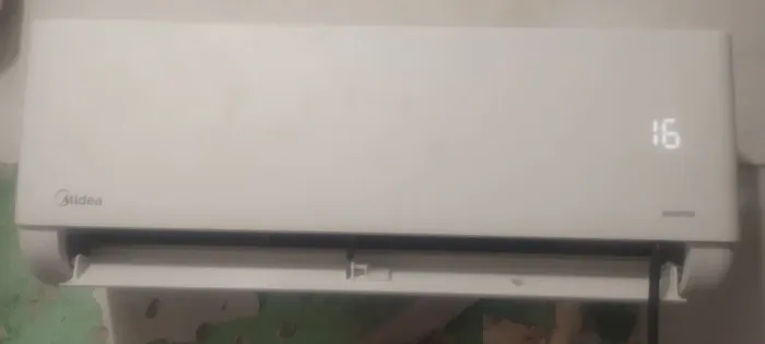 Ar condicionado Mideia inverter 9.000 BTUs Gelando.
