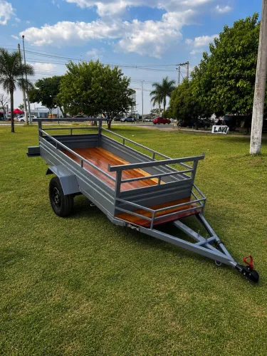 Carreta 2.50 x 1.20 Nova c/ Cestinha