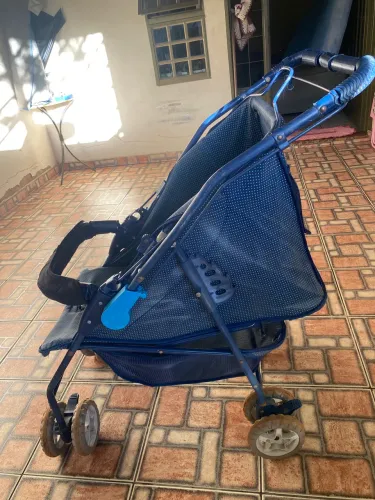 Vendo Carrinho de bebê GALZERANO