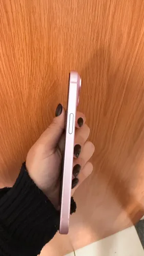 iPhone 15 impecável 
