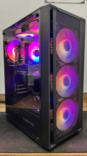 PC Gamer Xeon + RX 580 8GB