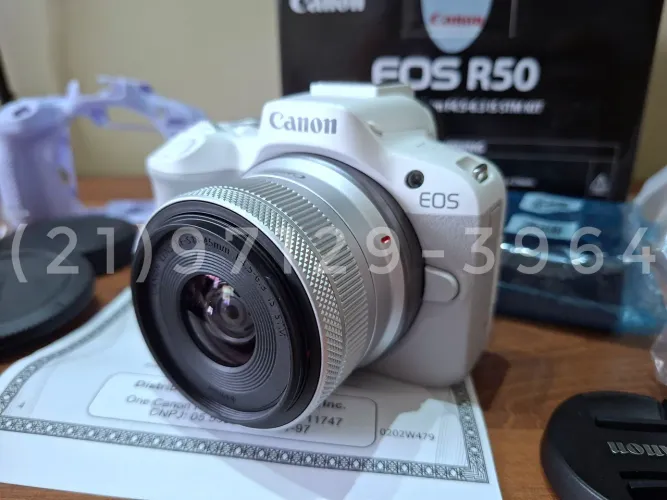 Canon R50 + obj 18-45mm STM com garantia até 2028