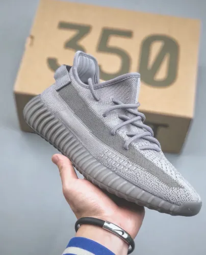 TÊNIS YEEZY ORIGINAL 