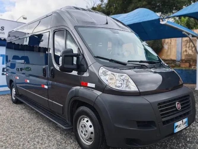 Fiat Ducato ano 2018 16 lugares