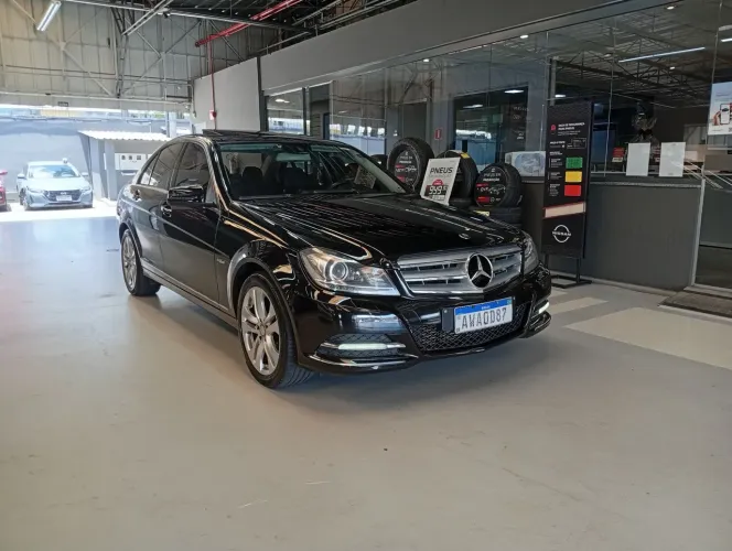 Mercedes-Benz C-200 CGI Avantgarde 1.8 16V 184cv Aut. 2012