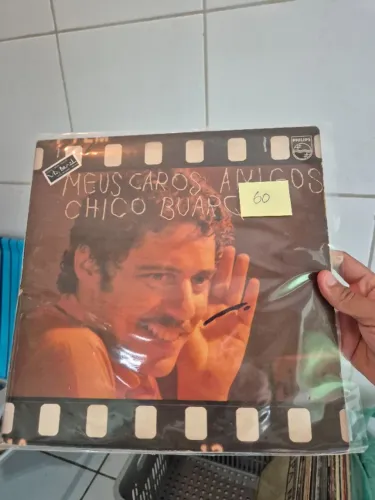 LP Chico Buarque - Meus Caros Amigos (1976) | C/ encarte | Discos do Faustino