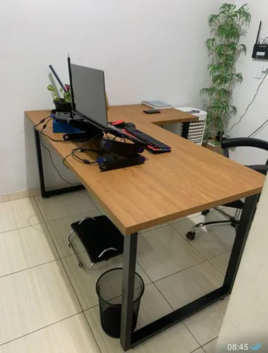 Mesa estilo industrial Escritório Home office sala gamer escrivaninha 