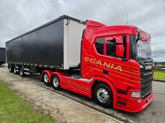 Scania R500 Teto Alto 6x2 Ano 2022 RETARDER Sider Facchini Ano 2019 vanderléia Sem Pneus