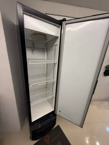 Cervejeira 220v