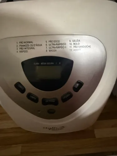 Máquina de fazer pão / Panificadora