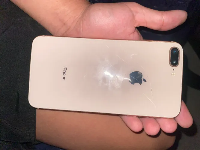 iPhone 8 Plus retirada de peça
