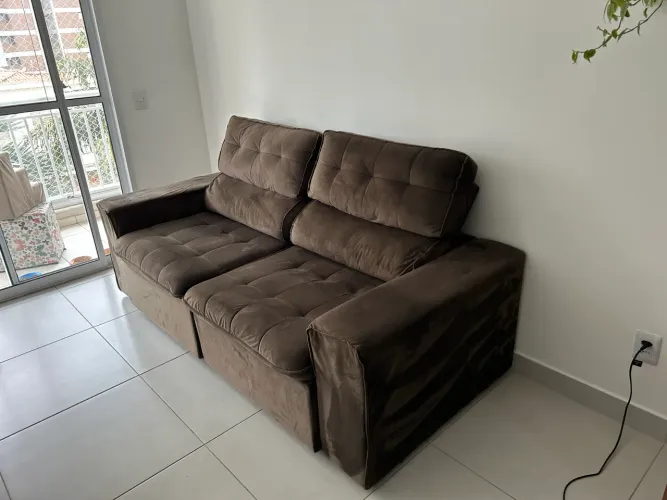 Sofa Suede Marrom Retrátil 3 Lugares