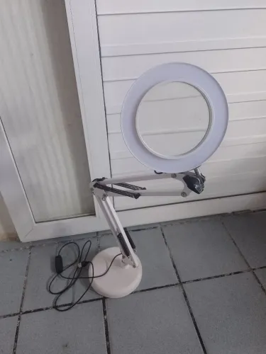 Luminária Abajur Articulável Garra Mesa para leitura de artesanato ou bancada de trabalho
