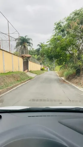 Imóvel para venda tem 1650 metros quadrados com 2 quartos