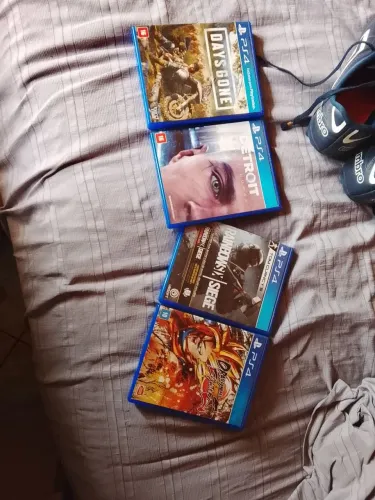 Combo 4 jogos ps4 usados em excelente condições 