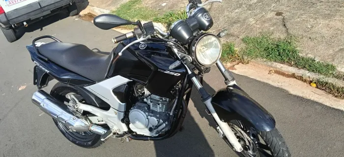 Fazer 250 2006