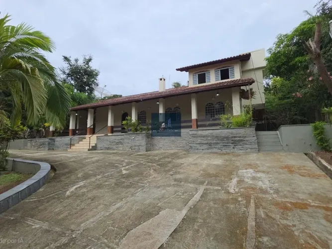 BELO SÍTIO NO CONDOMÍNIO NOSSA FAZERNDA - 5800m2 - PISCINA, CAMPO DE FUTEBOL E POMAR - SEG