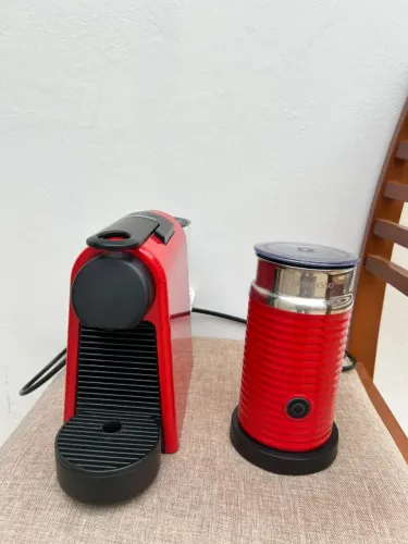 Cafeteira Nespresso com Aeroccino