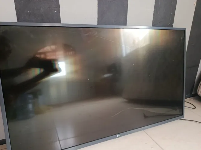 Vende se TV LG Smart retirada de peças