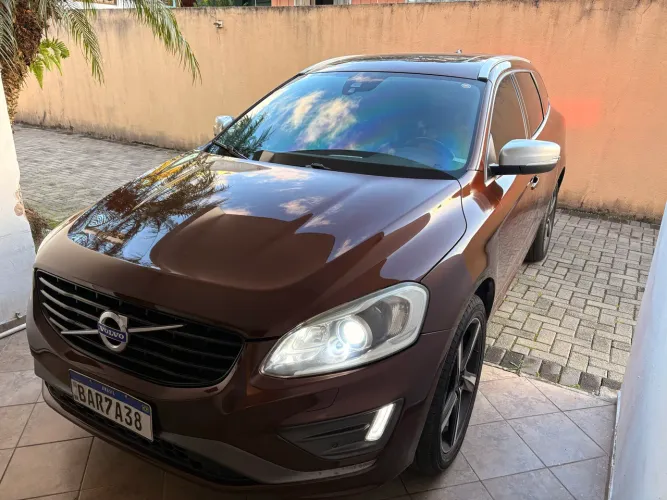 Volvo XC 60 T-5 R-design 2.0 FWD 5P 2016