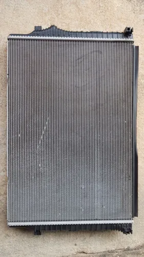 Radiador ORIGINAL GOLF MK7 TSI
