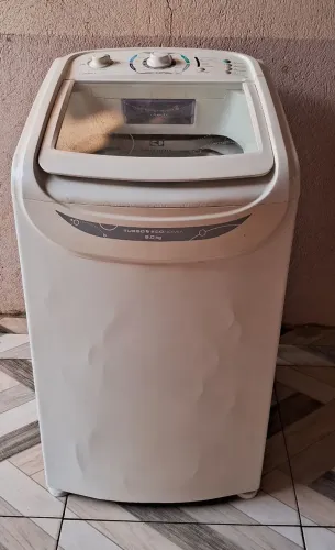 ? MAQUINA FAZ TUDO ELECTROLUX 8KG 