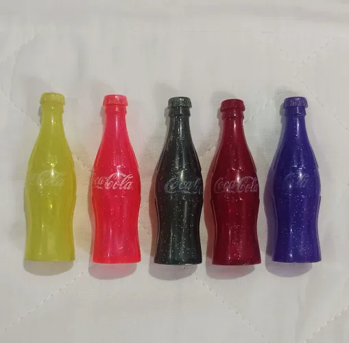 Garrafinhas colecionáveis coca cola