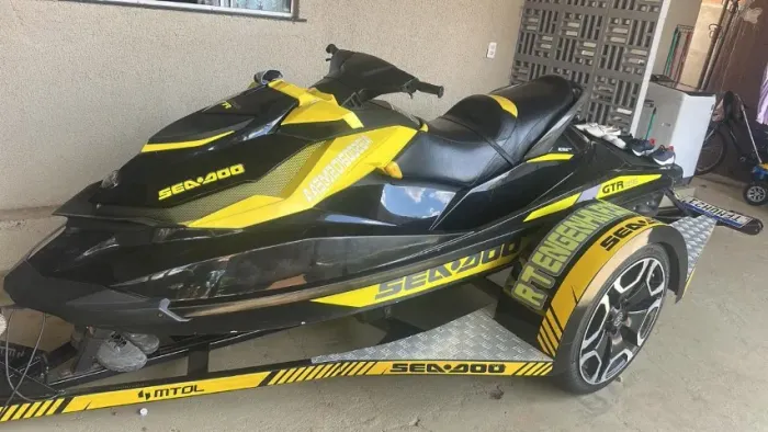 Jet GTR 215