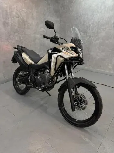 HONDA XRE 300 SAHARA ADVENTURE 2026