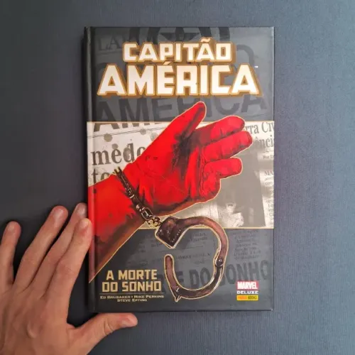 HQ Sair Rápido - Capitão América