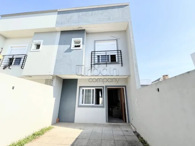 Sobrado a Venda de 3 Dormitórios no Bairro Mont Serrat, Canoas