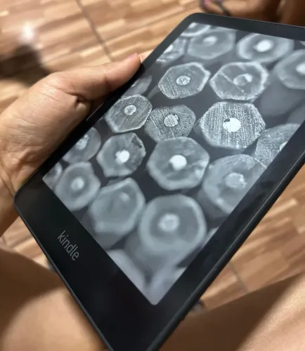 Kindle Paperwhite 16 GB (Geração Mais Recente) + Capinha Rosa