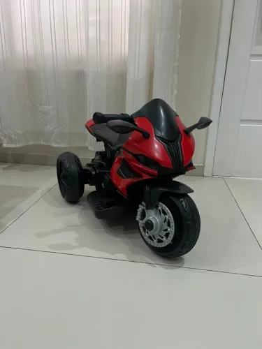 Vendo moto elétrica infantil 