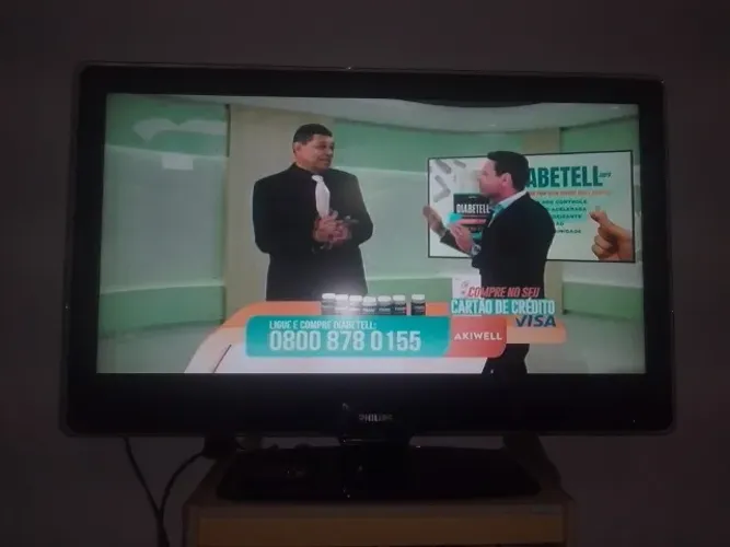 Televisão modelo Philips 47PFL7403    LCD   (não é smart)