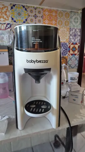 Maquina de fazer fórmula babybrezza