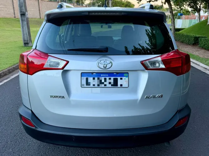 Toyota RAV4 2.0 4X4 16V Aut. 2015